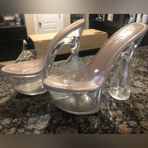 Chase + Chloe 🤍Clear & Sexy Platform Miranda Sculpted Wide base Stiletto Heels